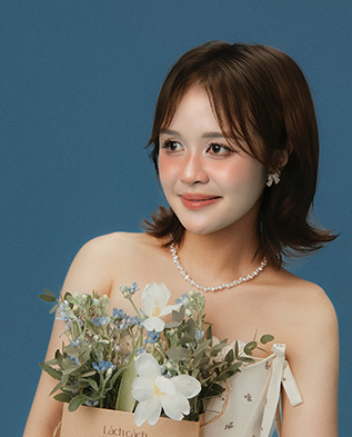 Thu Hảo